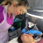 Cara is offering one of her students SPMU: expert tips in a behind-the-scenes Microblading procedure.